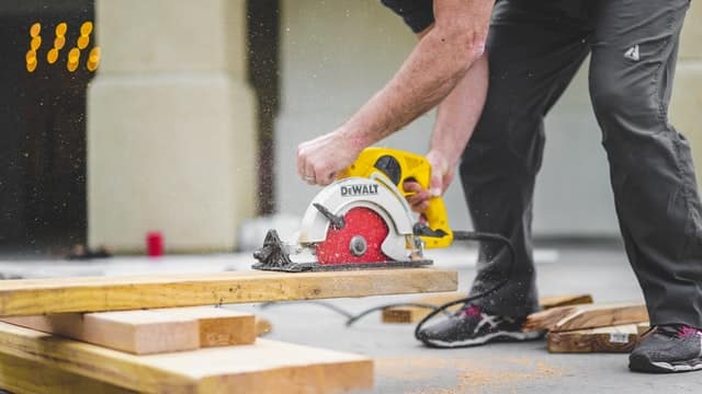 Cómo montar una empresa de reformas: requisitos y pasos a seguir